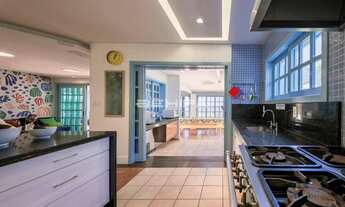 Imagem 7: Casa Beira Mar com Piscina na Praia do Centro - Bombinhas