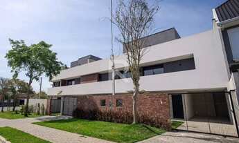 Imagem 2: Sobrado Alto Padrão com Terraço, 3 quartos 2 Vagas à venda, 147 m² Santa Felicidade Curi