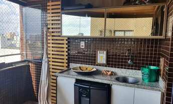 Imagem 5: Lindo apartamento no 4º andar, reformado, com armários nos quartos e cozinha, varanda gour