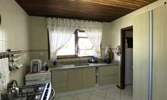 Imagem 6: Casa 298m², amplo pátio com piscina Central