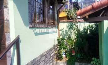 Imagem 3: Casa para venda com 2 quartos, 200m² - Morin - Petrópolis/RJ