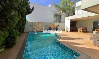 Imagem 5: Casa em Condomínio Fechado com 3 suítes, (2 vagas), à venda, a/c 310 m² por R$ 3.200.000