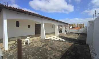 Imagem: Casa no São Francisco com 4 quartos