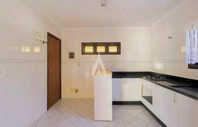 Imagem 7: Casa com 1 suíte e 4 quartos à venda no bairro Saguaçu em Joinville-SC por R$1.790.000,00