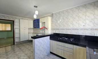 Imagem 6: Casa em Rua Engenheiro Francisco Marcos I. de Souza - Jardim Juscelino Kubitschek - Indaia