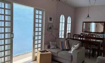 Imagem 2: Oportunidade - Casa com Edícula - Centro de Jacareí - 3 Dormitórios - 110,83m²