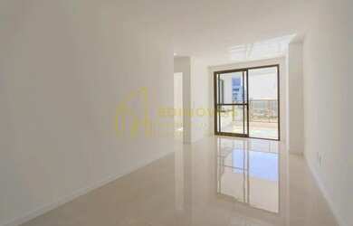 Imagem 5: Seu Novo Lar na Praia da Costa: Apartamento com 2 Quartos e Vista Incrível!