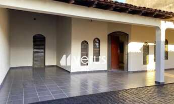 Imagem: Casa à venda, 3 quartos, 1 suíte, 3 vagas