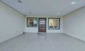 Imagem 2: Casa Impecável com 3 Dormitórios e Amplo Terreno no Bairro Sarandi Porto Alegre