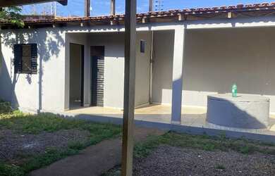 Imagem 7: Aluga-se esta casa de 4 quartos no Bairro Beira 1