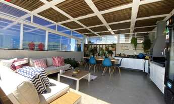 Imagem: Moderna cobertura decorada a venda em um