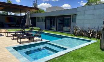 Imagem 5: Casa para venda possui 700 metros quadrados com 4 quartos. Condomínio Flamboyant - Atibaia