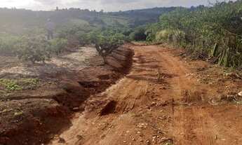 Imagem 2: Fazenda/Sítio/Chácara para venda tem 200 metros quadrados com 2 quartos