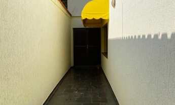 Imagem 5: Sobrado para venda possui 300 metros quadrados com 3 quartos em Vila Galvão - Guarulhos