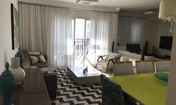 Imagem 2: Apartamento para venda com 129 metros quadrados com 3 quartos