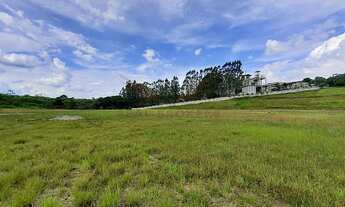 Imagem 2: Lote/Terreno para venda possui 124177 metros quadrados em Caruara - Santos - SP