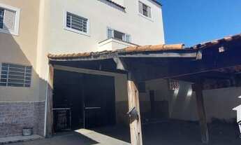 Imagem 3: Casa com salão comercial na Vila Passos a venda