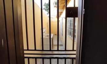 Imagem 3: Sobrado para venda com 60 metros quadrados podendo ser utilizado como residencial ou comer