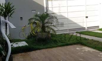 Imagem 3: Casa Piscina - Loteamento Villa Branca - Jacareí - 2 Dormitórios - 70m²