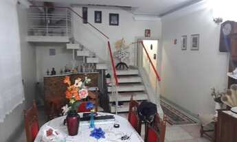 Imagem: EXCELENTE Sobrado para venda possui 194