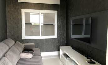 Imagem 7: Casa moderna a venda no condomínio Real Park Arujá possui 3 suítes e piscina privativa