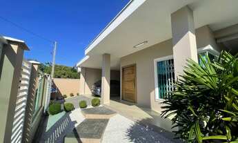 Imagem 3: Casa para venda tem 150 metros quadrados com 3 quartos em Centro Picarras - Balneário Piça