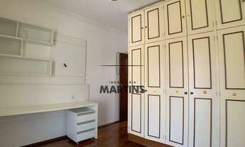 Imagem 3: Sobrado para venda possui 252 metros quadrados com 3 quartos em Jardim Estoril IV - Bauru