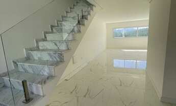 Imagem 4: Casa com Piscina e Planejado no Portal dos Ipes