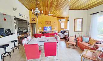 Imagem 4: Casa de condomínio Capitalville com 220 m2 com 3 quartos, suite, piscina, com vista