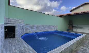 Imagem 1: Casa com piscina pertinho da praia