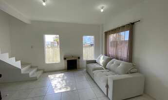 Imagem 4: IMPERDÍVEL!!! Super Desconto para venda imediata - Casa com 2 dormitórios a 450 metros da