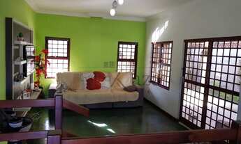 Imagem 4: Casa para aluguel possui 450 metros quadrados com 3 quartos