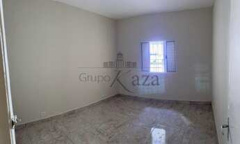 Imagem 4: Casa - Vila Zezé - Jacareí - 2 Dormitórios - 150m²