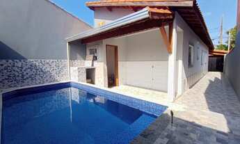 Imagem: Casa com piscina em Mongaguá