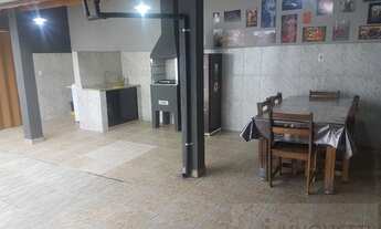 Imagem 3: Casa para Venda em Taubaté, Parque São Luís, 2 dormitórios, 1 suíte, 2 banheiros, 3 vagas