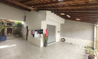 Imagem 2: Casa para venda tem 142 metros quadrados com 2 quartos