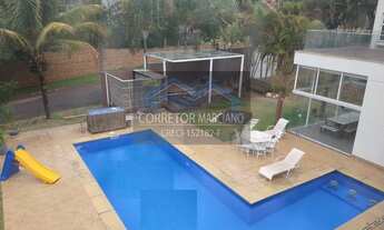 Imagem: Casa com 06 Suítes em Condomínio Fechado