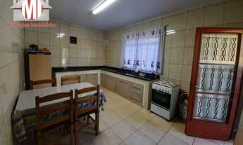 Imagem 7: Chácara rica em água com lago, pomar, arborizada, rica em água com 03 dormitórios à venda