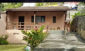 Imagem 2: Casa a Venda em Local Privilegiado com 2 quartos - Barra Velha - Ilhabela/SP