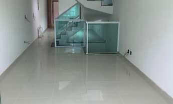 Imagem 3: Sobreposta Alta, 3 dormitórios, sendo 1 suíte. Bairro Ponta da Praia - Santos - SP