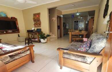 Imagem 3: Lindo sobrado em condomínio , frente para o mar, 2 quartos, piscina, espaço gourmet-Agenor