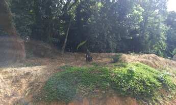 Imagem 2: Chácara para vender em frente a portaria do Santa Fé II em Joanópolis-SP