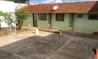 Imagem 3: Casa para venda possui 200 m2, com 3 quartos (1 suíte) Centro - Brotas - SP