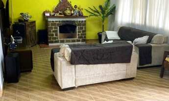 Imagem 3: Sítio com 48.400 m² 2 Casas com Piscina e Salão de festas em Jacareí