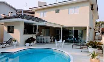 Imagem: Casa de condomínio para venda tem 415 m²