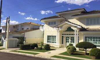 Imagem 7: Casa assobradada, 03 quartos/suítes, despensa, escritório, lavabo, closet, aquecimento sol