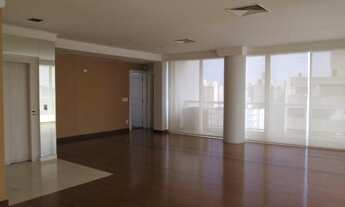 Imagem: Apto Bristol Place - Em frente do Automóvel