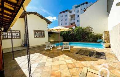 Imagem 3: Casa para venda tem 226 metros quadrados com 4 quartos em Castelo - Belo Horizonte - MG