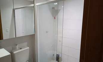 Imagem 6: Apartamento de 2 dormitórios com móveis sob medida, com ambientes integrados, m