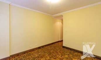 Imagem 5: Apartamento com 2 dormitórios para alugar, 47 m² por R$ 1.300/mês - Água Verde - Curitiba